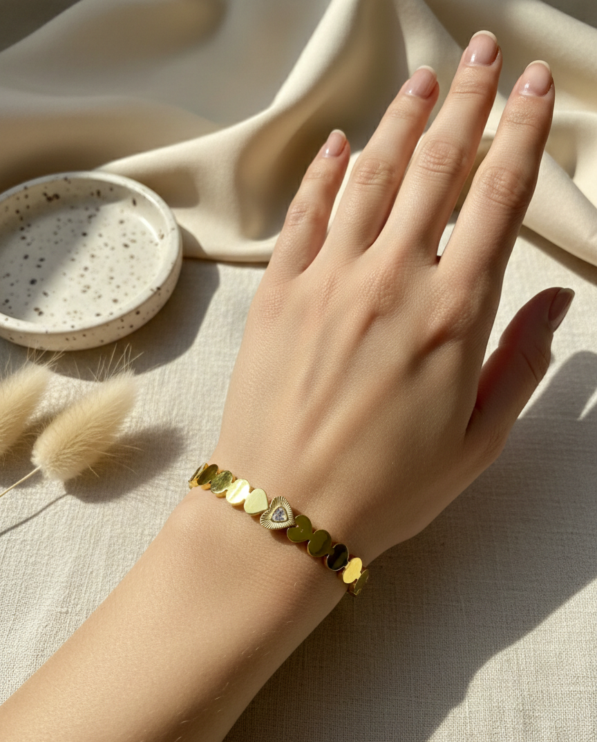 The Amaré Radiance Bangle