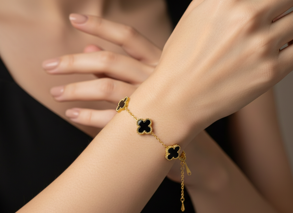 Black clover bracelet