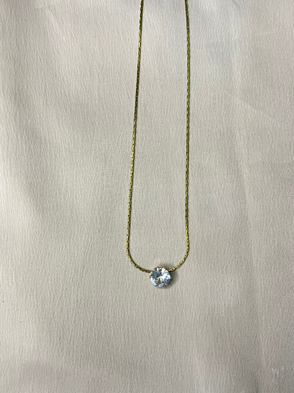 Iris necklace