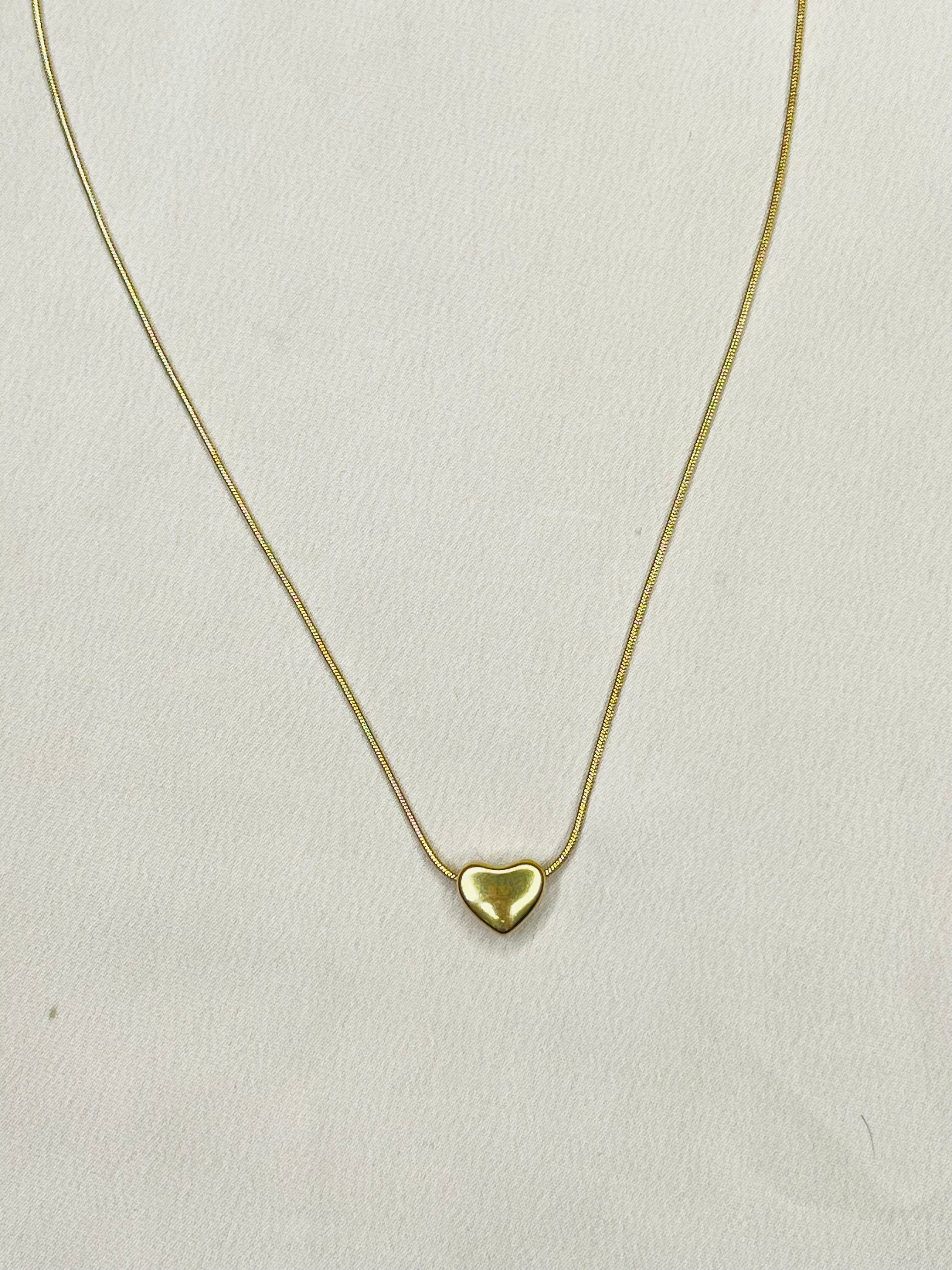 Tiny heart chain