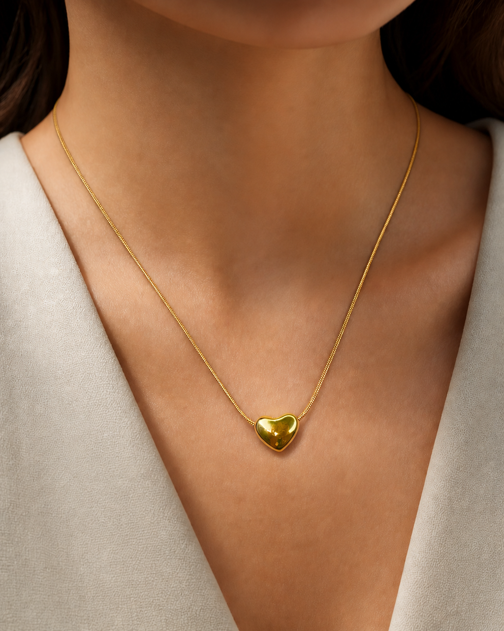 Tiny heart chain