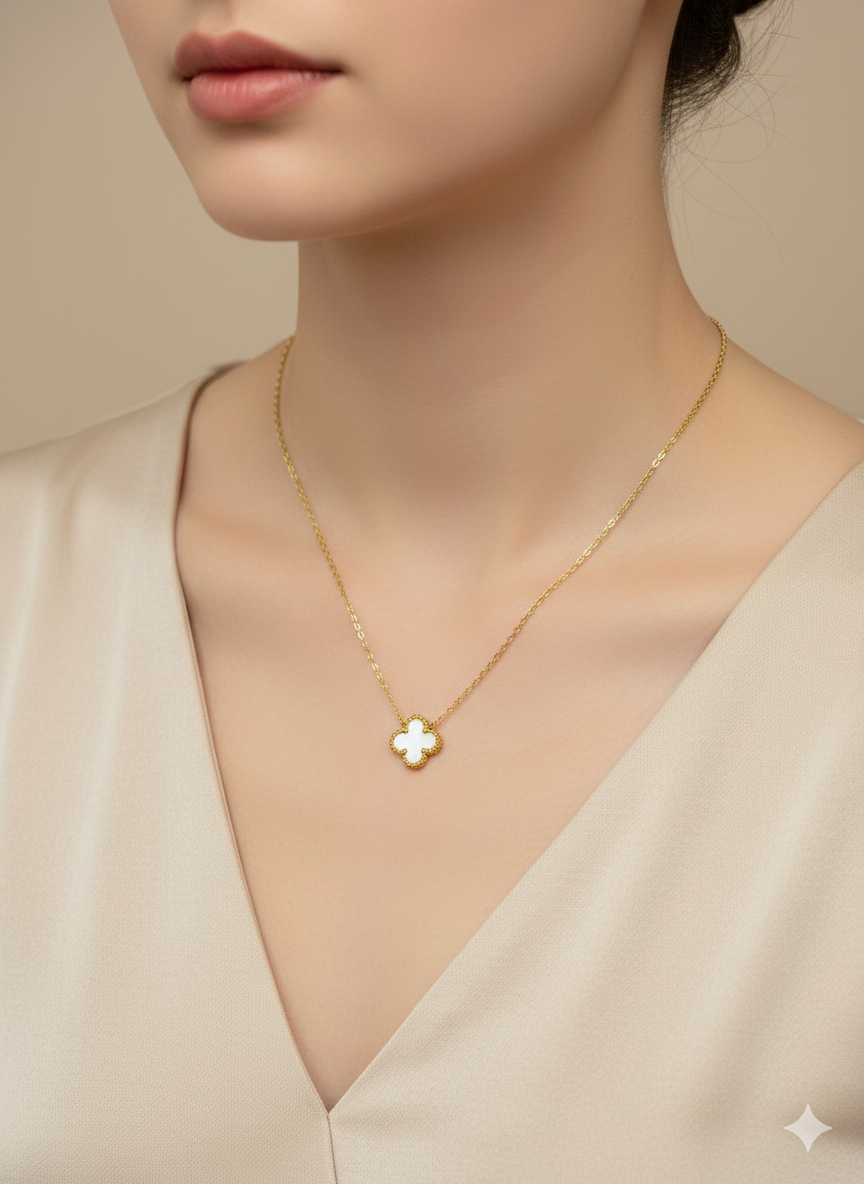 White clover Necklace