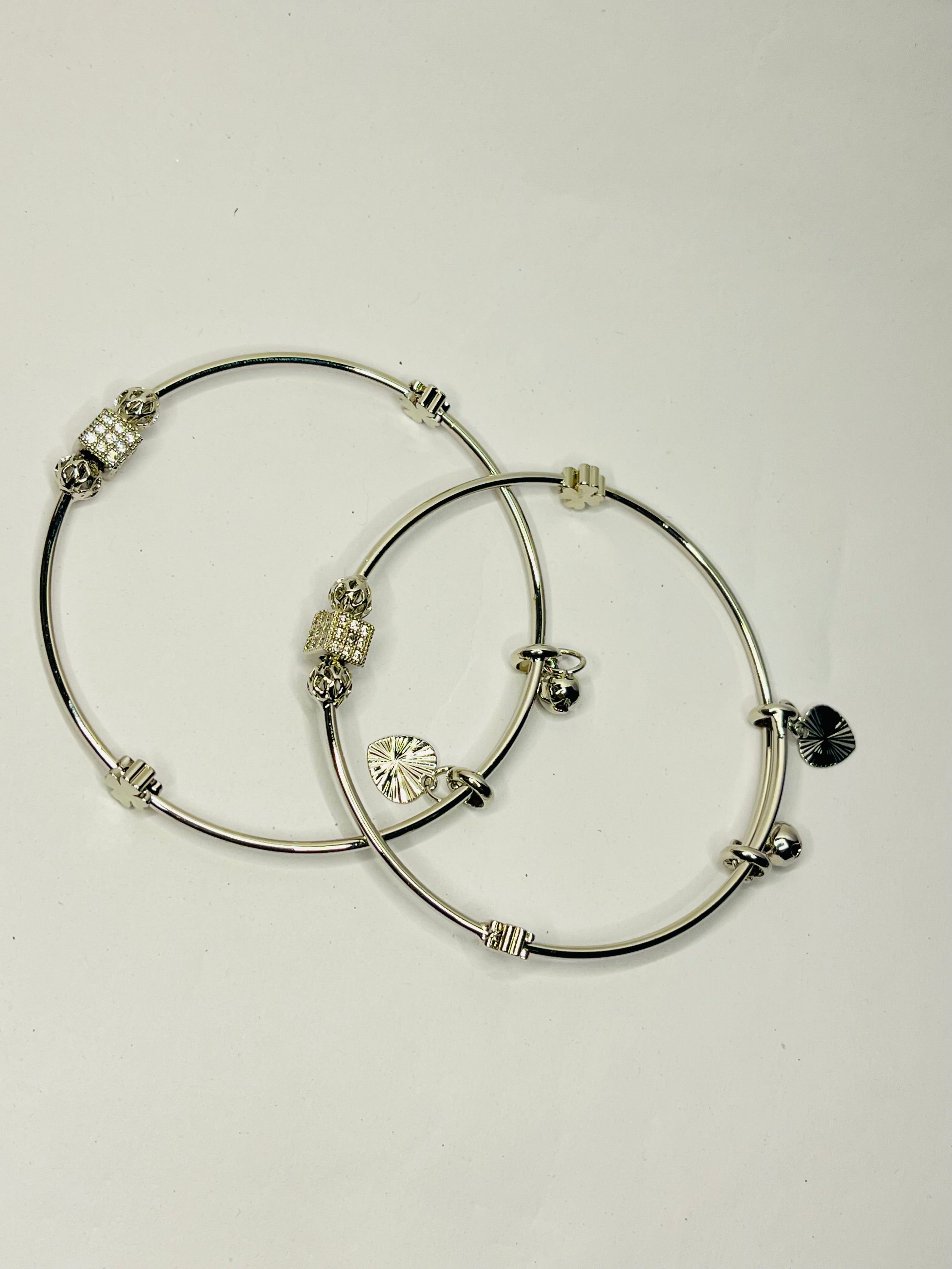 Silver glow bracelet