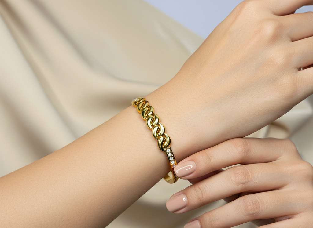 The glow link bracelet